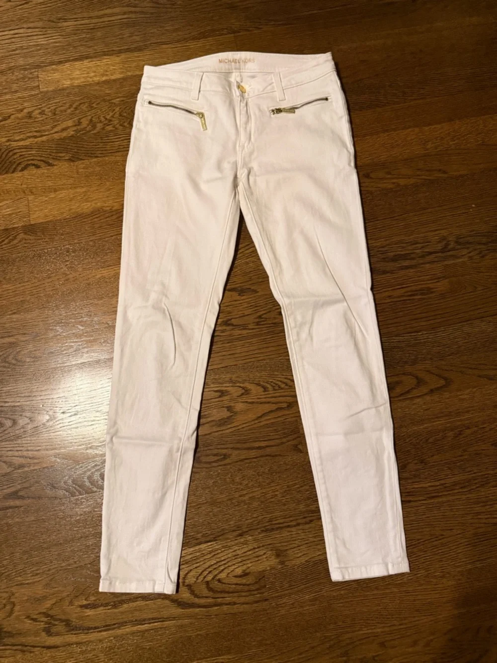 Michael Kors White Skinny Jeans with Gold Logo Detail - Picture 1 of 6